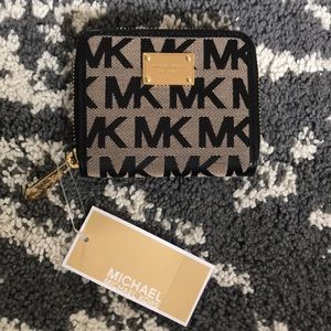 Michael Kors wallet